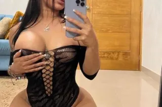 Fnish delicious lady completely open mind Juliete - Image 1